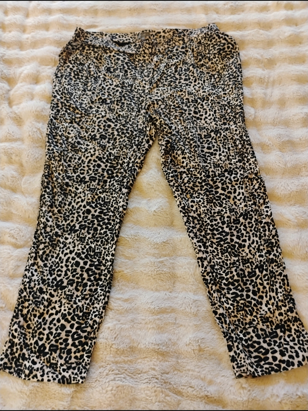 Vince Camuto Leopard Print Trousers in Black & Cream